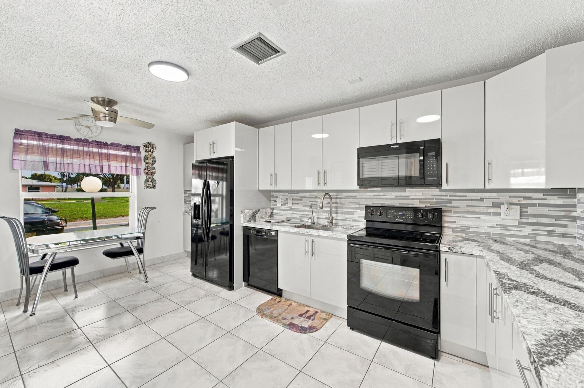 1541 NW 18th, Unit 102, Delray Beach, FL 33445 Photo