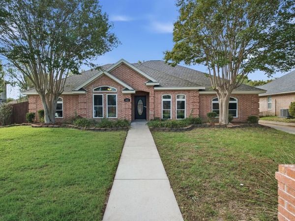 405 Montreal Drive, Hurst, TX 76054