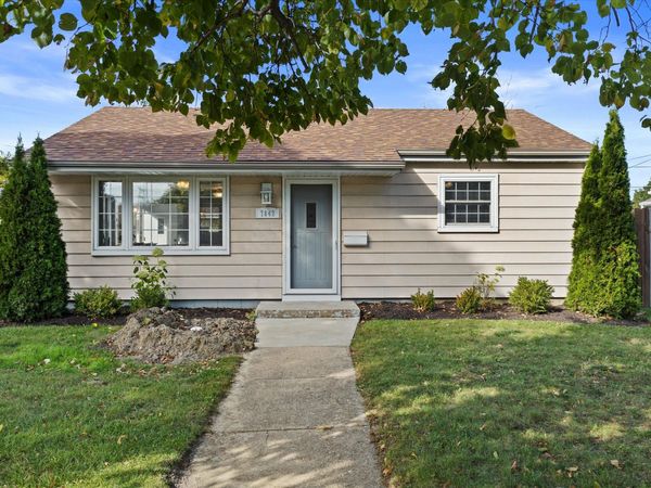 7842 31st Ave, Kenosha, WI 53142