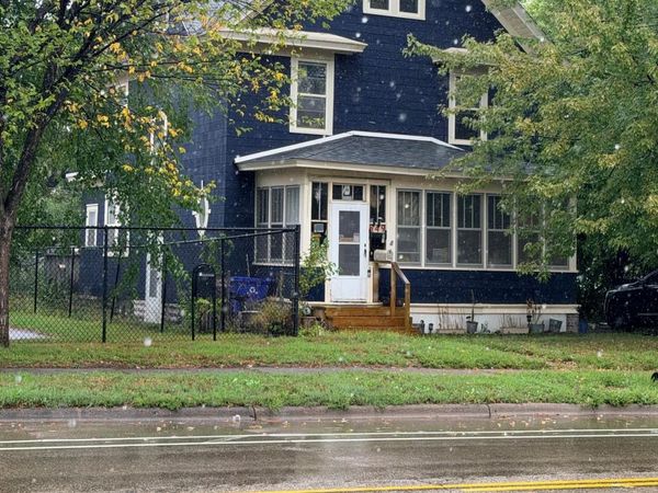 549 Como Avenue , Saint Paul, MN 55103