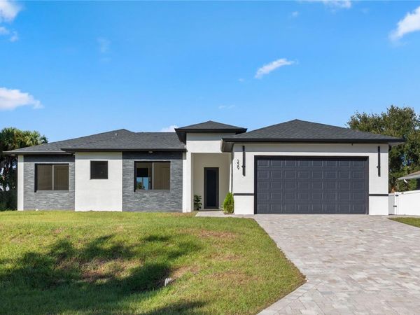 229 FERDON CIRCLE , PORT CHARLOTTE, FL 33954