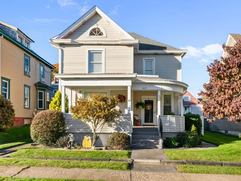 829 Orchard Grove Avenue, East Liverpool, OH 43920 Photo 1