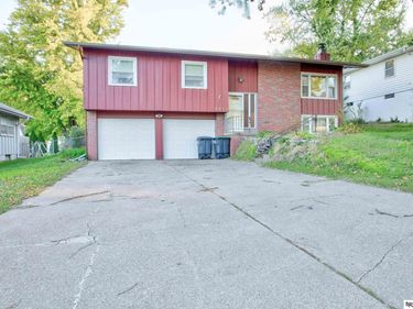 9633 Sahler Street, Omaha, NE 68134