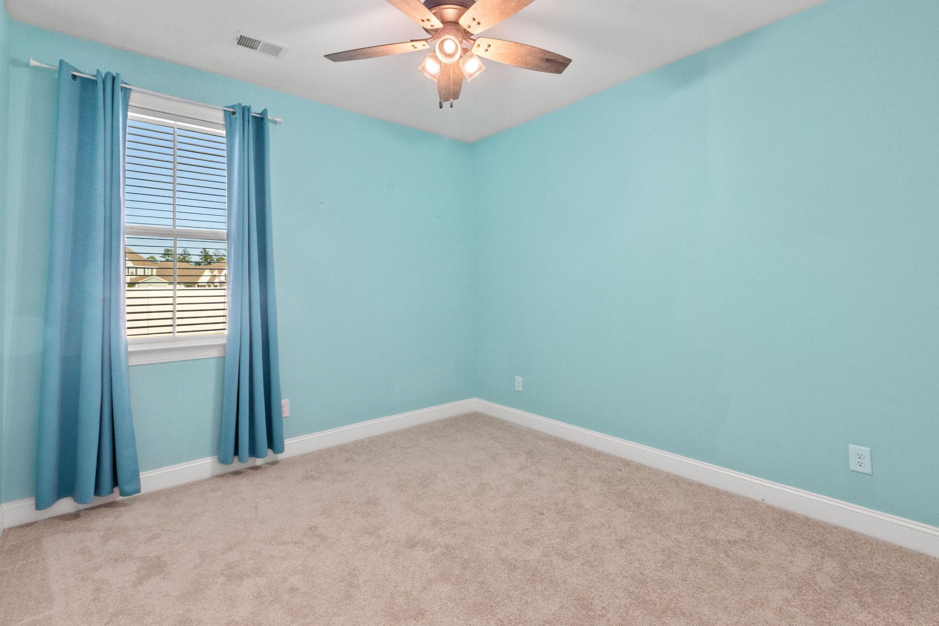 651 Sienna Way Photo 28