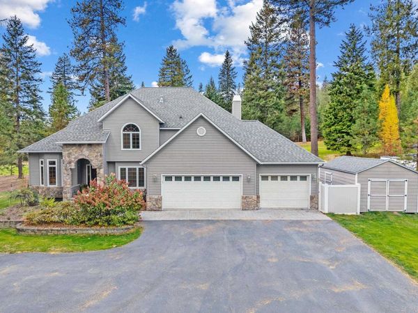 218 Hogans Way, Chewelah, WA 99109