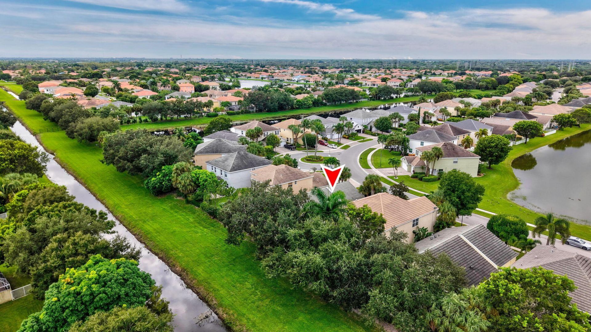 375 Berenger Walk, Royal Palm Beach, FL 33414 Photo