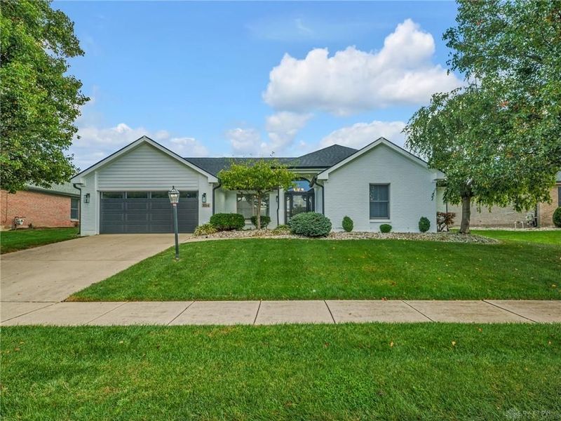 224 Crown Point Meadows, Centerville, OH 45458 Photo 2
