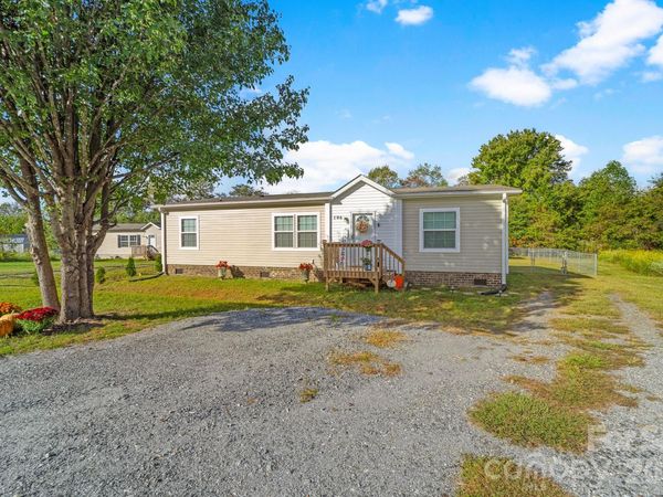 106 Ol Field Court , Lawndale, NC 28090