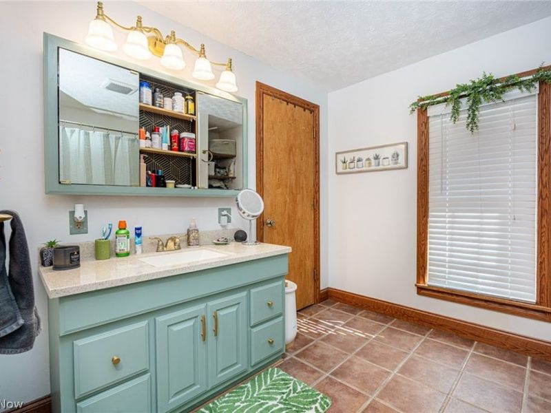 705 Cambridge Road, Coshocton, OH 43812 Photo 22