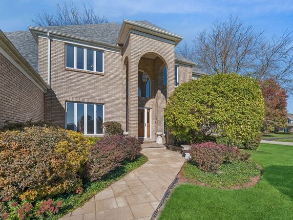 36W650 W Ridgewood Lane , St. Charles, IL 60175