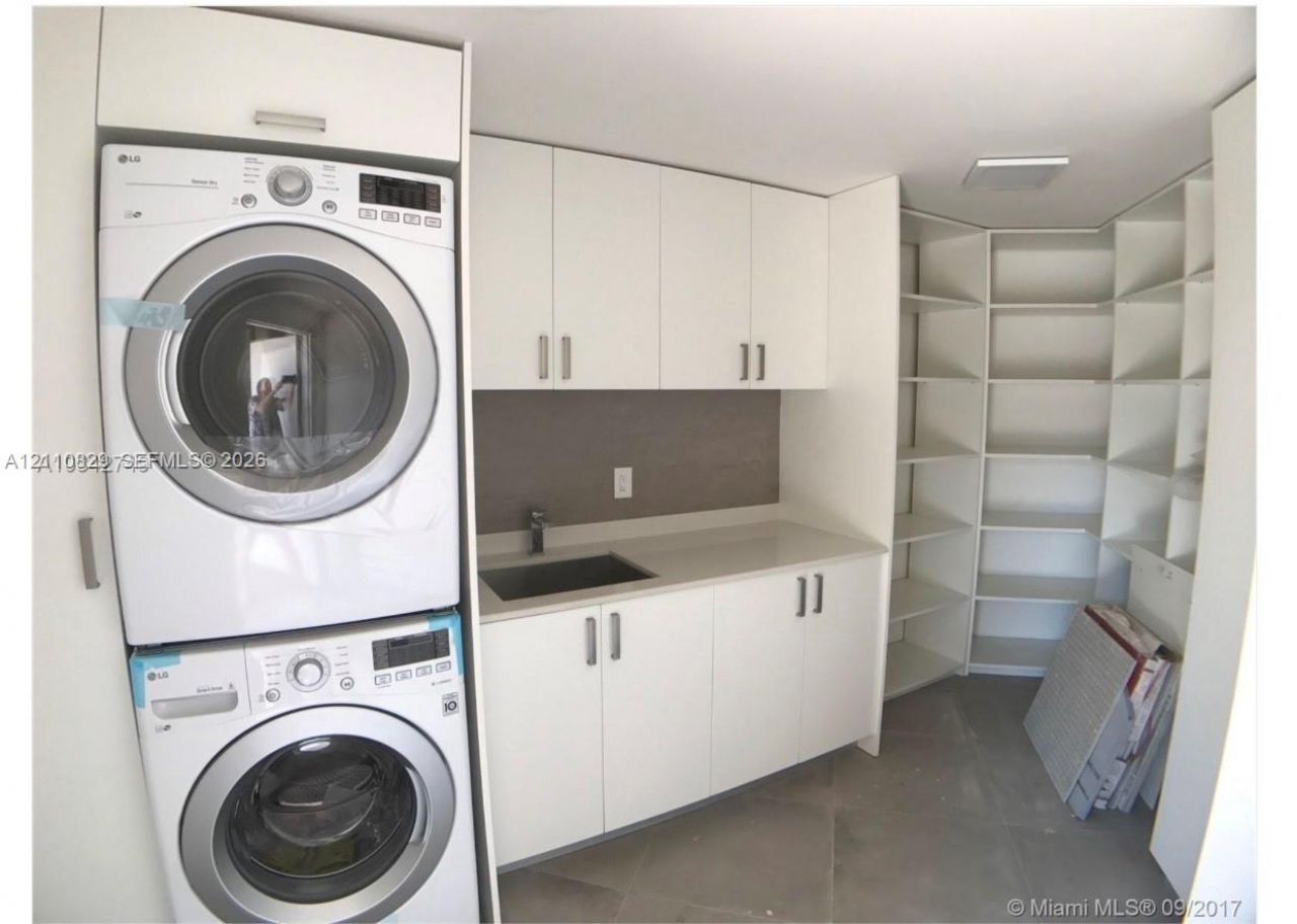 181 Crandon Blvd , Unit 102, Key Biscayne, FL 33149 Photo