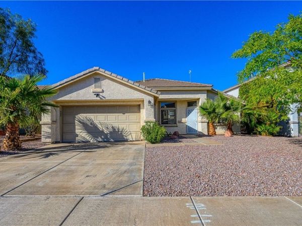 1098 Blitzen Drive , Henderson, NV 89012