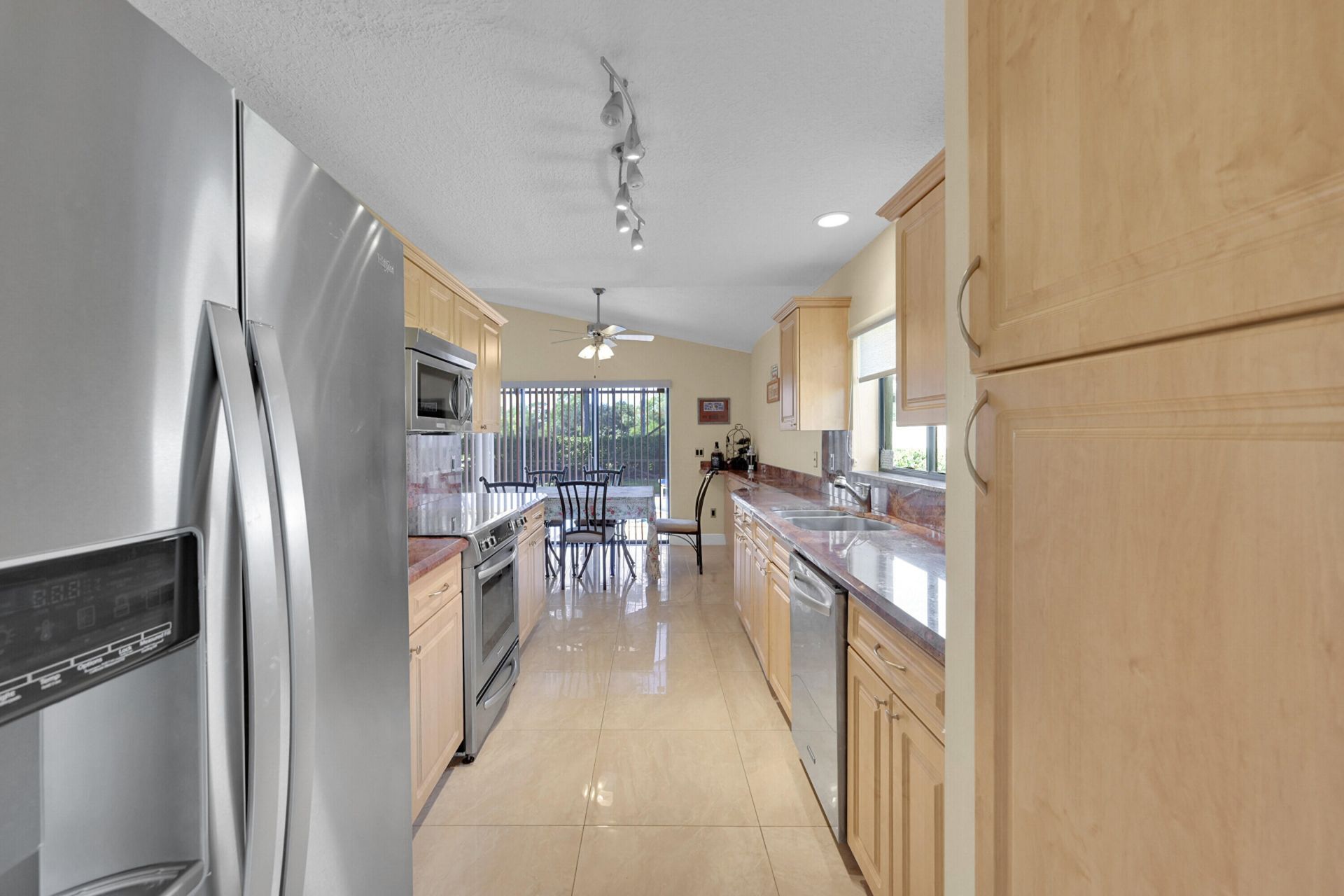 11084 Clover Leaf Circle, Boca Raton, FL 33428 Photo