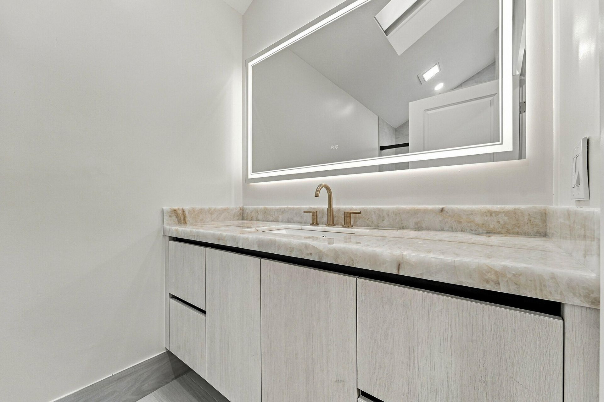 2398 Saratoga Bay Drive, West Palm Beach, FL 33409 Photo