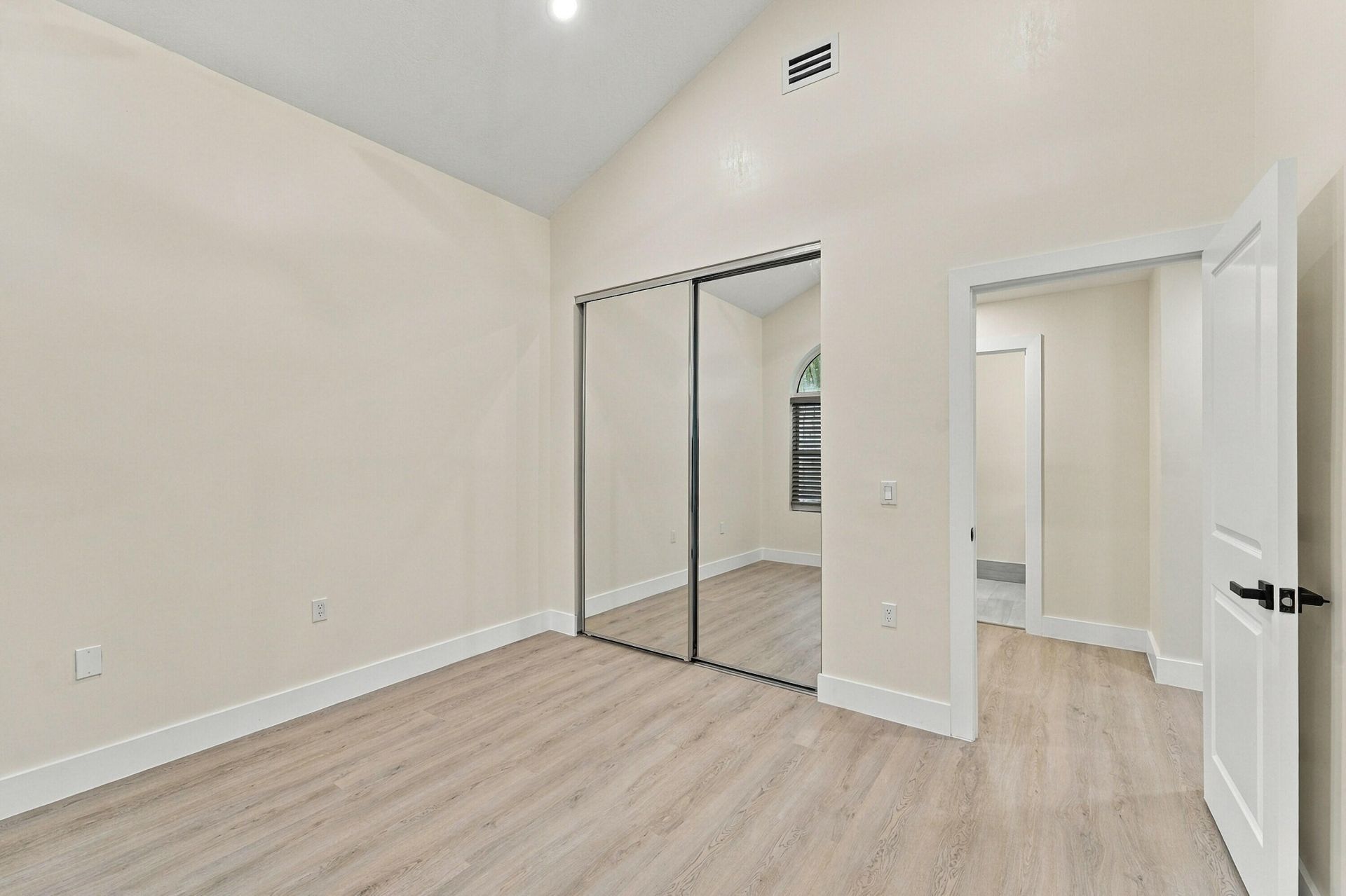 2398 Saratoga Bay Drive, West Palm Beach, FL 33409 Photo