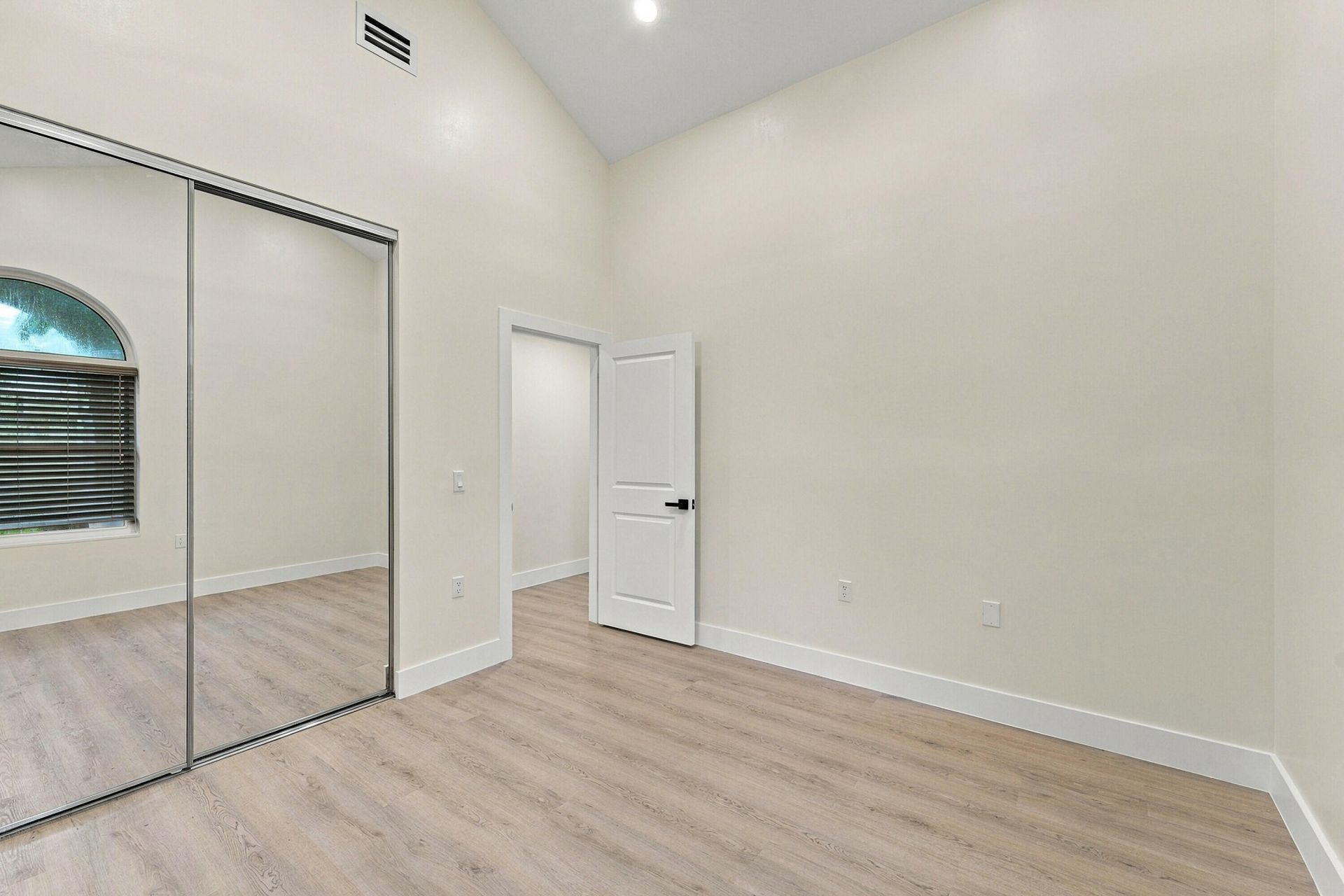 2398 Saratoga Bay Drive, West Palm Beach, FL 33409 Photo