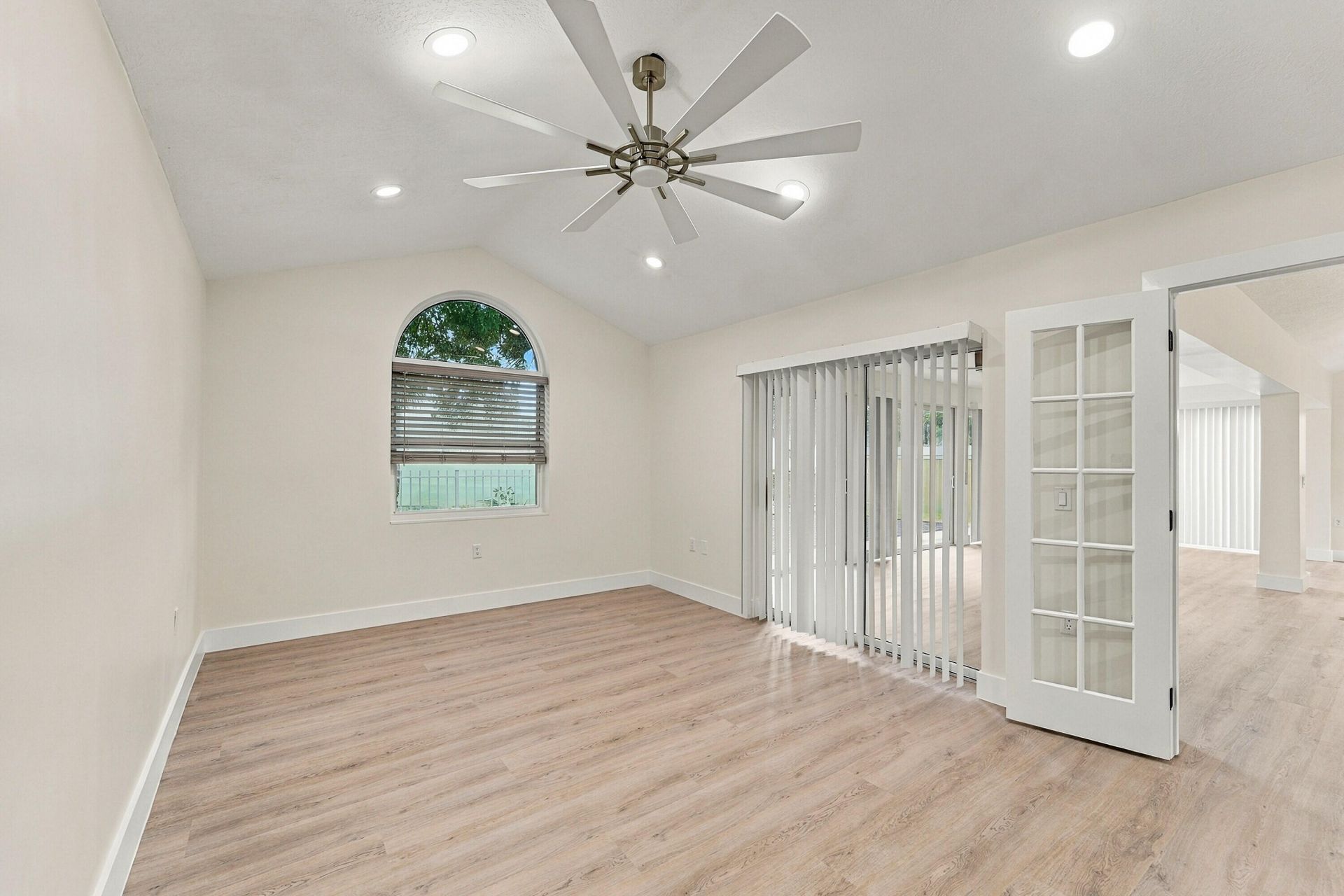 2398 Saratoga Bay Drive, West Palm Beach, FL 33409 Photo