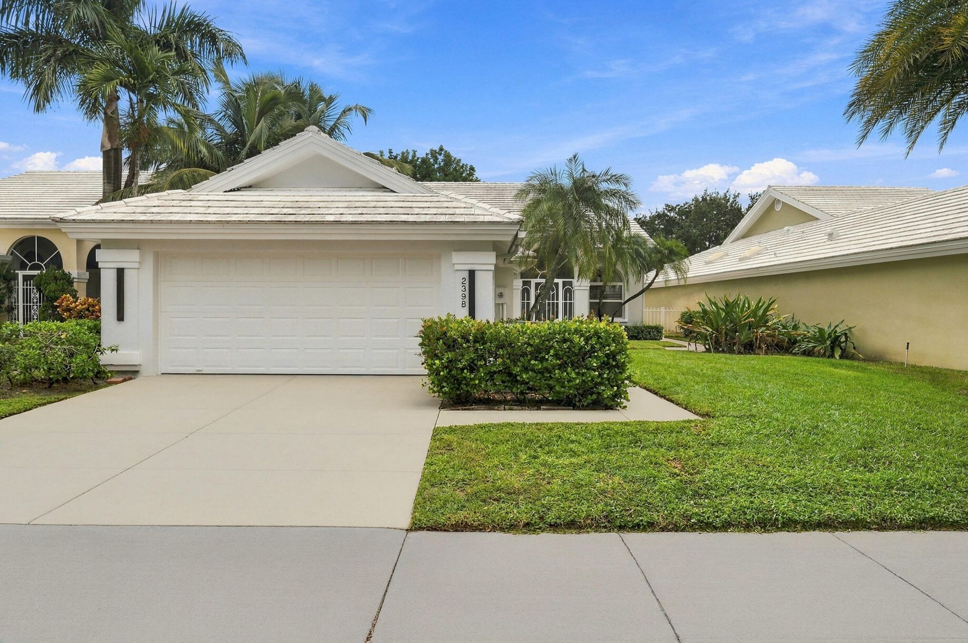 2398 Saratoga Bay Drive, West Palm Beach, FL 33409 Photo