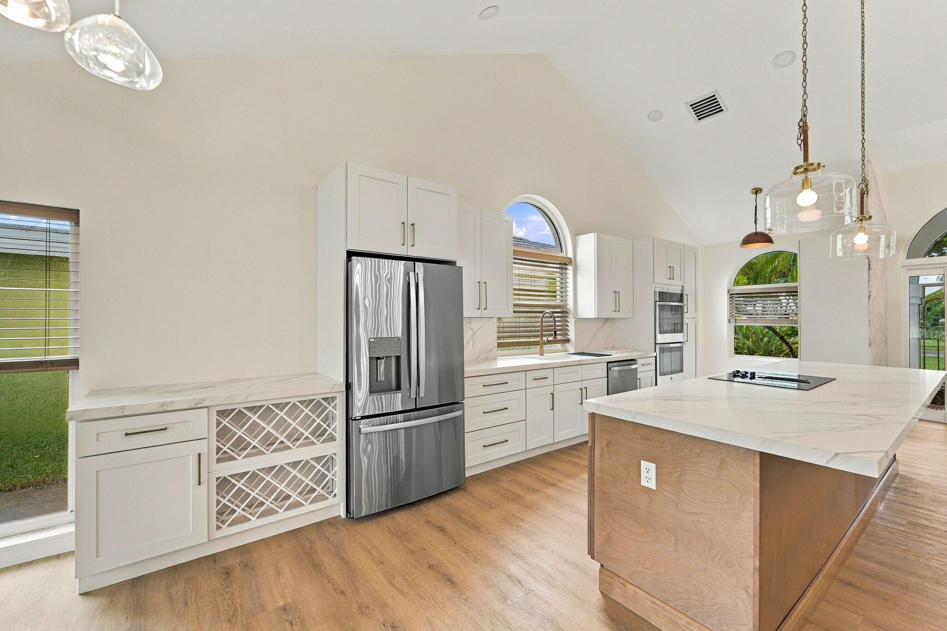 2398 Saratoga Bay Drive, West Palm Beach, FL 33409 Photo