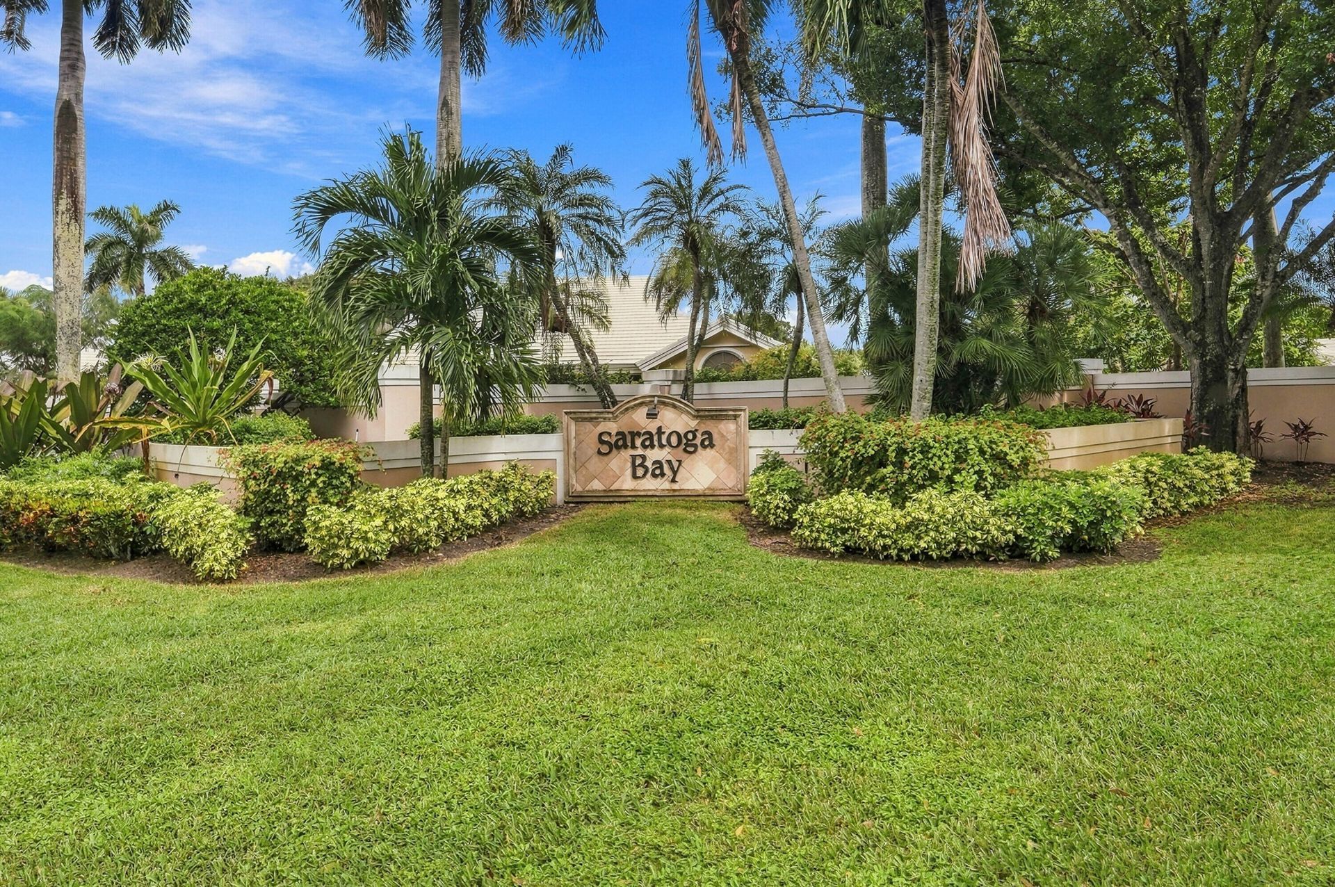 2398 Saratoga Bay Drive, West Palm Beach, FL 33409 Photo