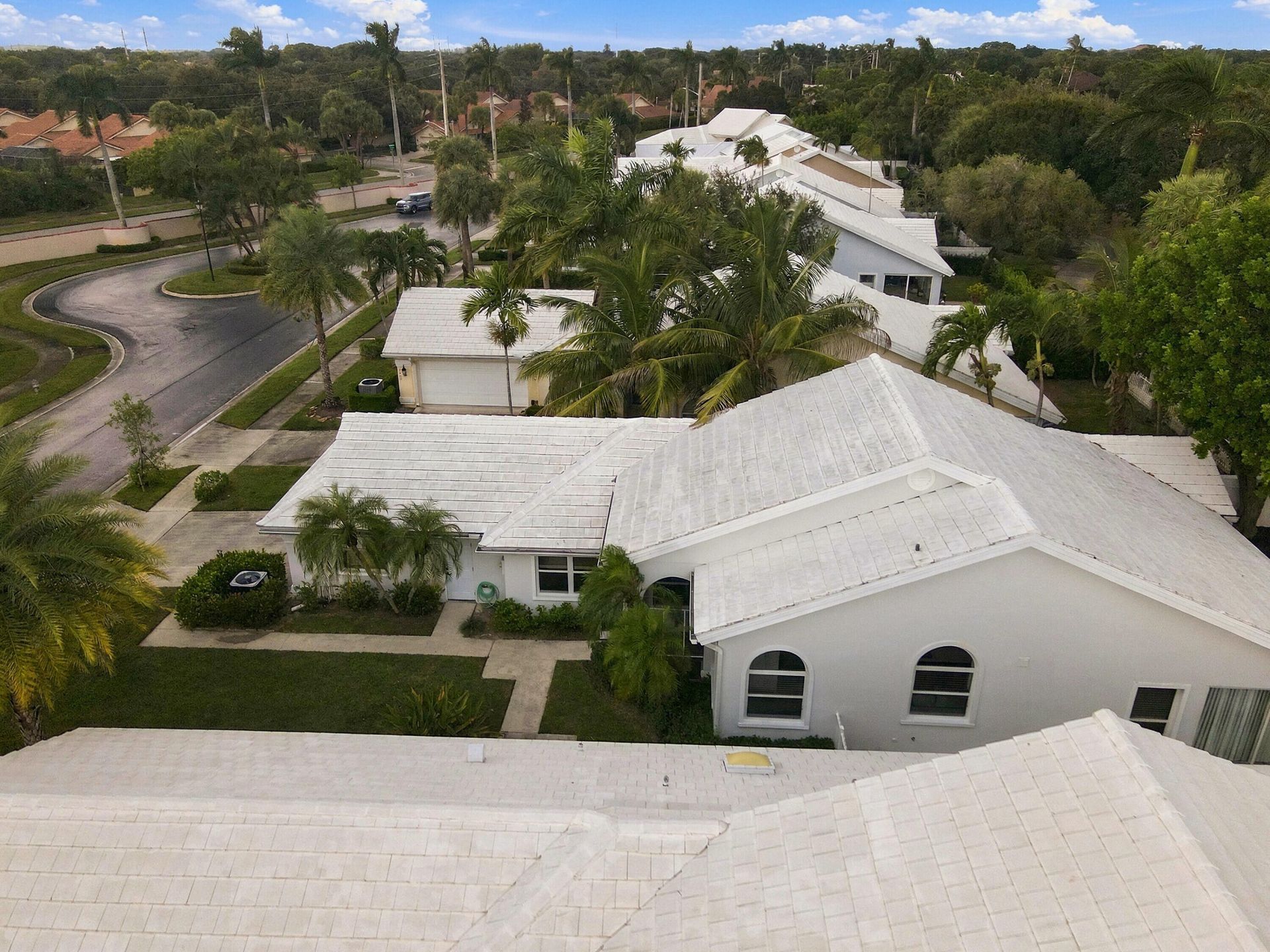 2398 Saratoga Bay Drive, West Palm Beach, FL 33409 Photo
