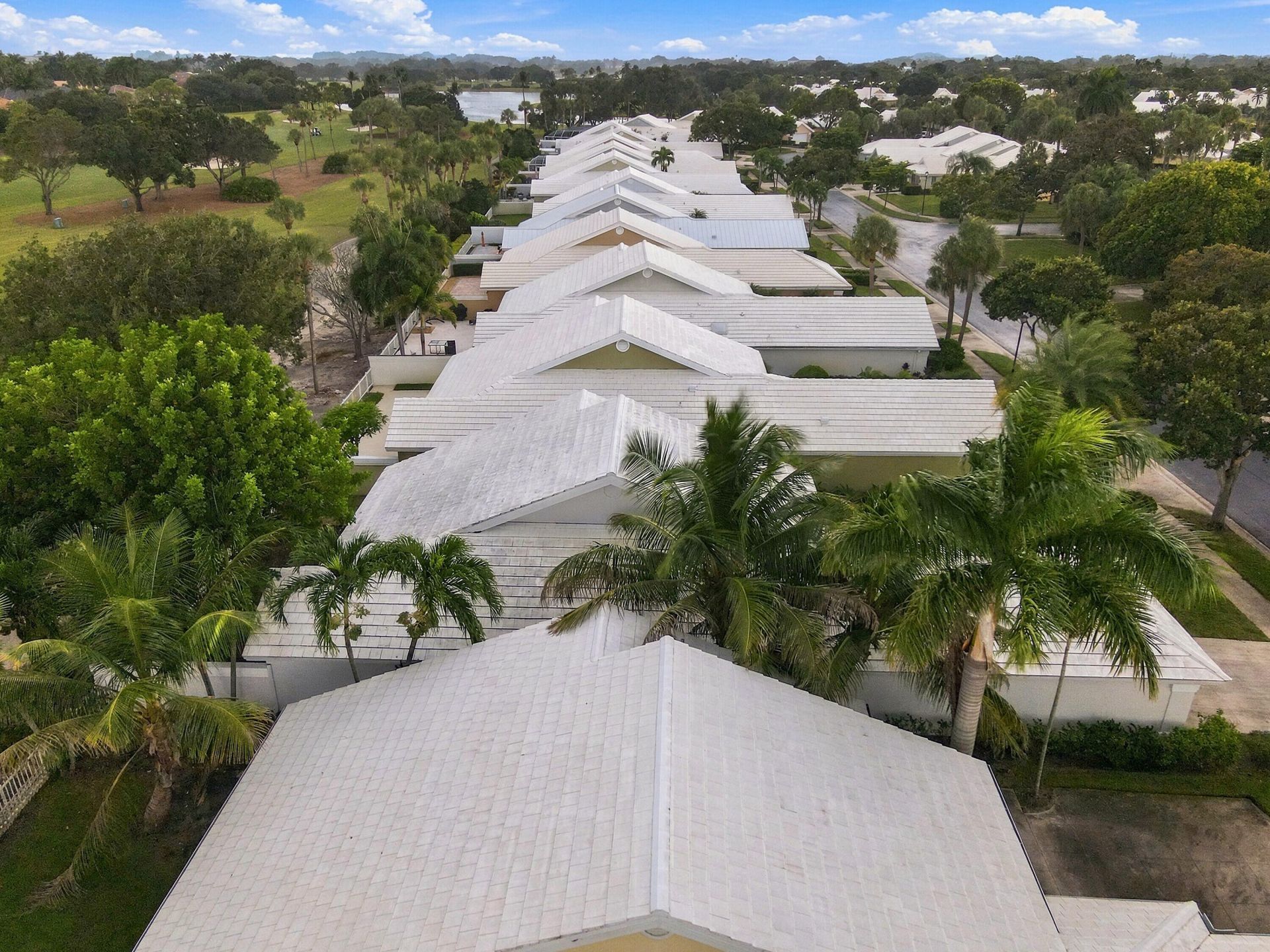2398 Saratoga Bay Drive, West Palm Beach, FL 33409 Photo
