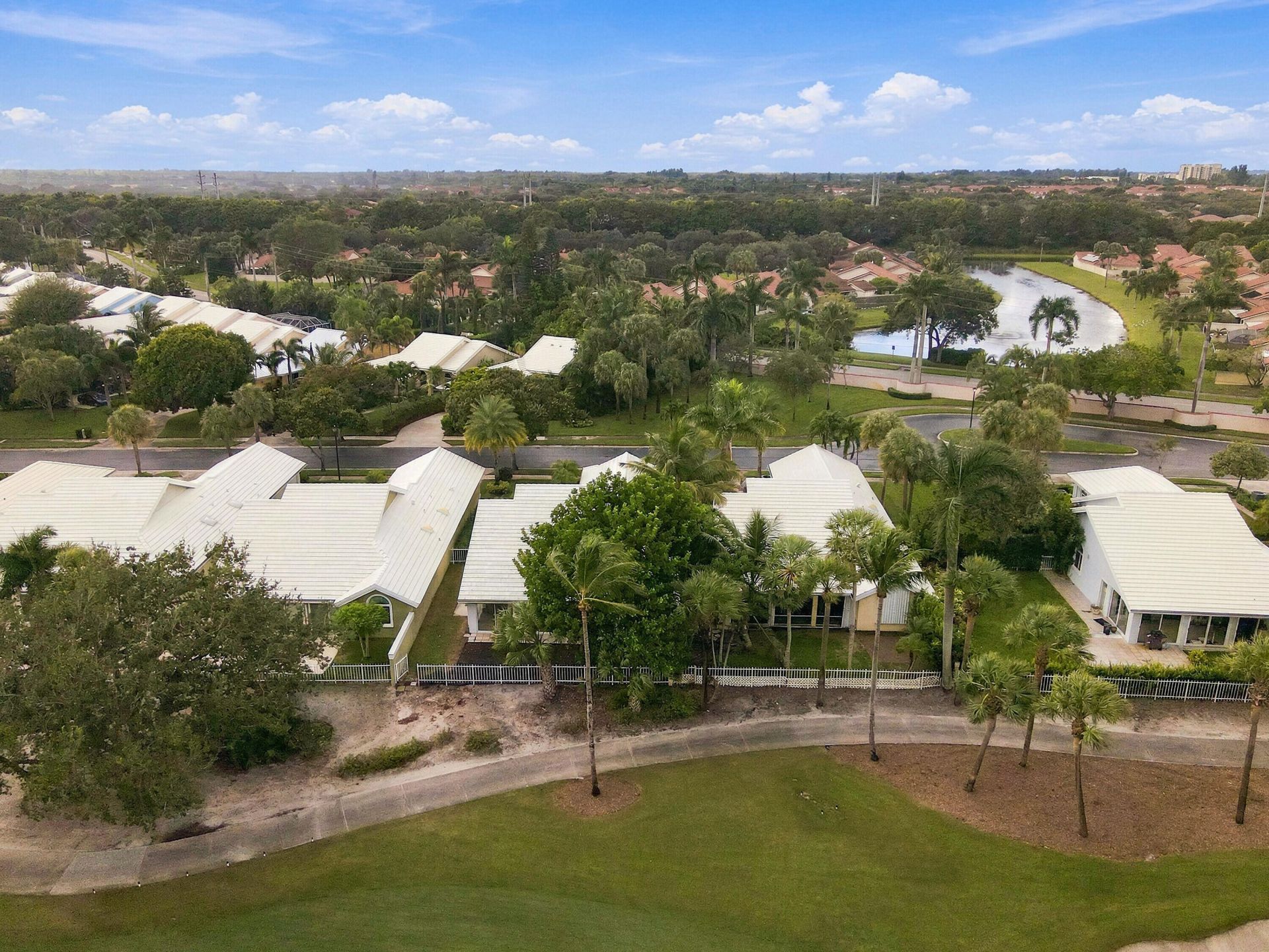 2398 Saratoga Bay Drive, West Palm Beach, FL 33409 Photo