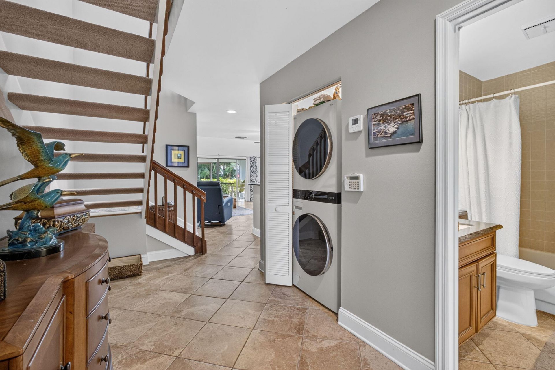 2439 Treasure Isle Drive, Unit 7, West Palm Beach, FL 33410 Photo