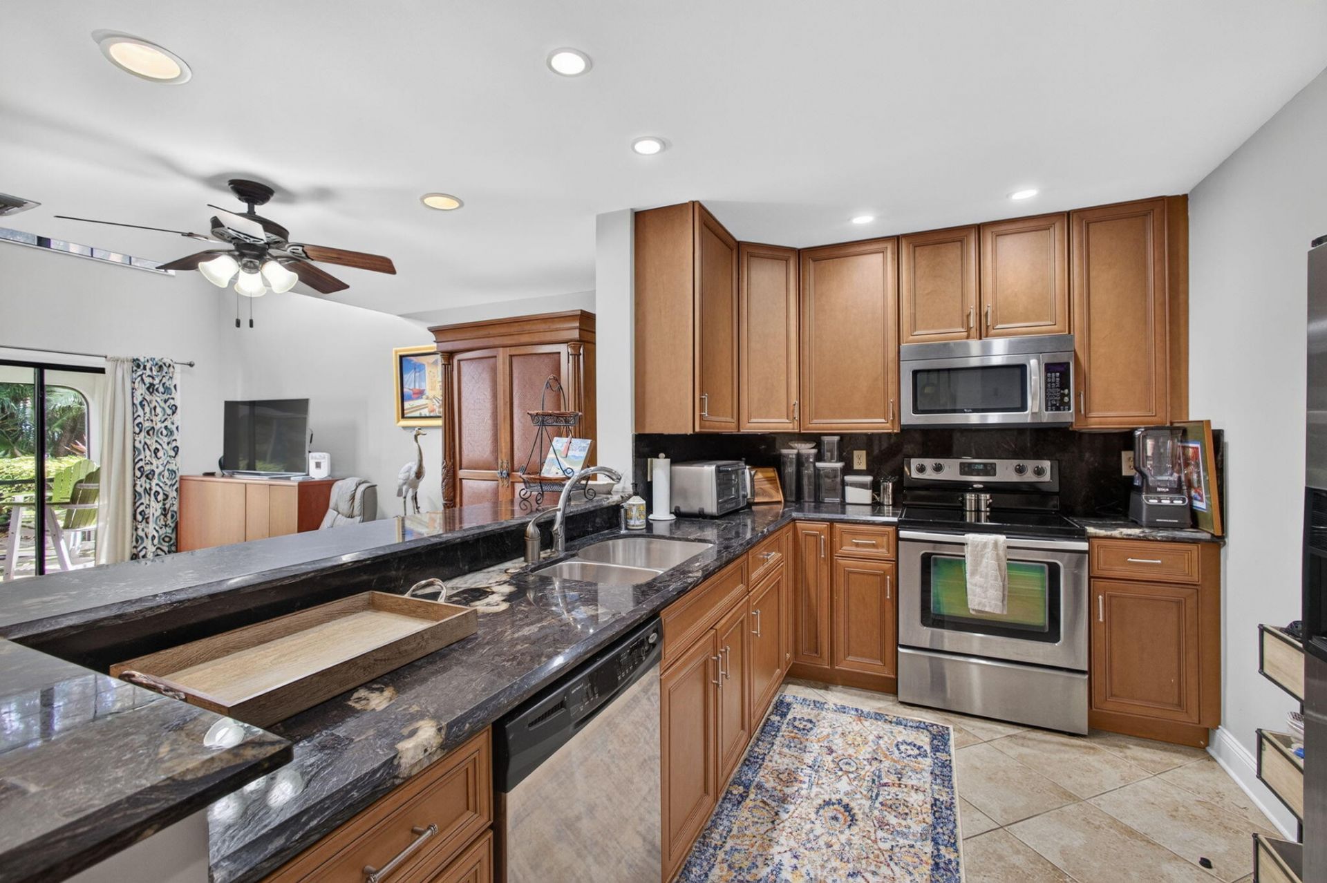 2439 Treasure Isle Drive, Unit 7, West Palm Beach, FL 33410 Photo