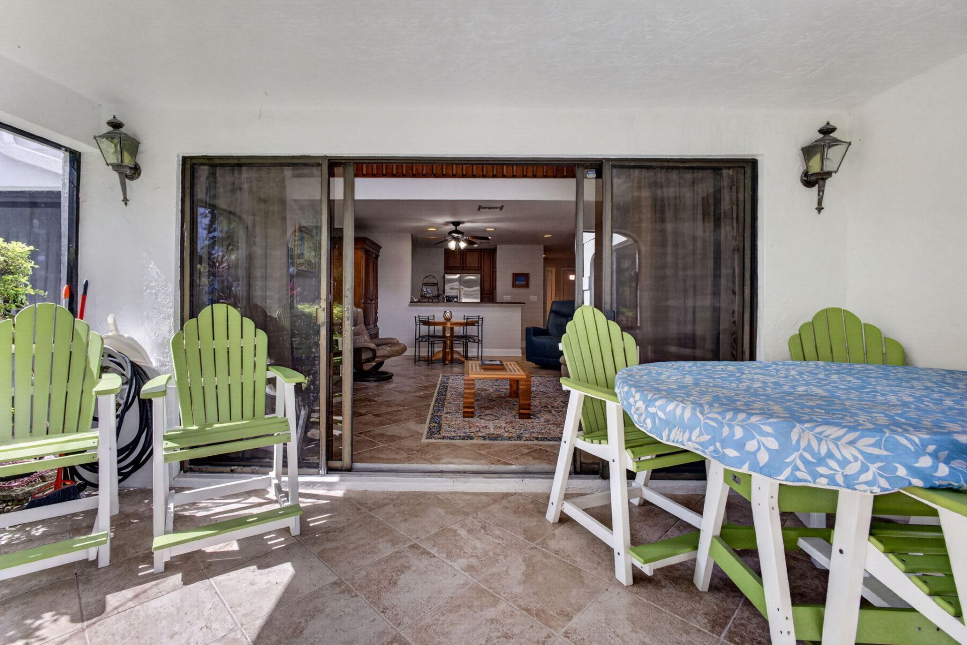 2439 Treasure Isle Drive, Unit 7, West Palm Beach, FL 33410 Photo