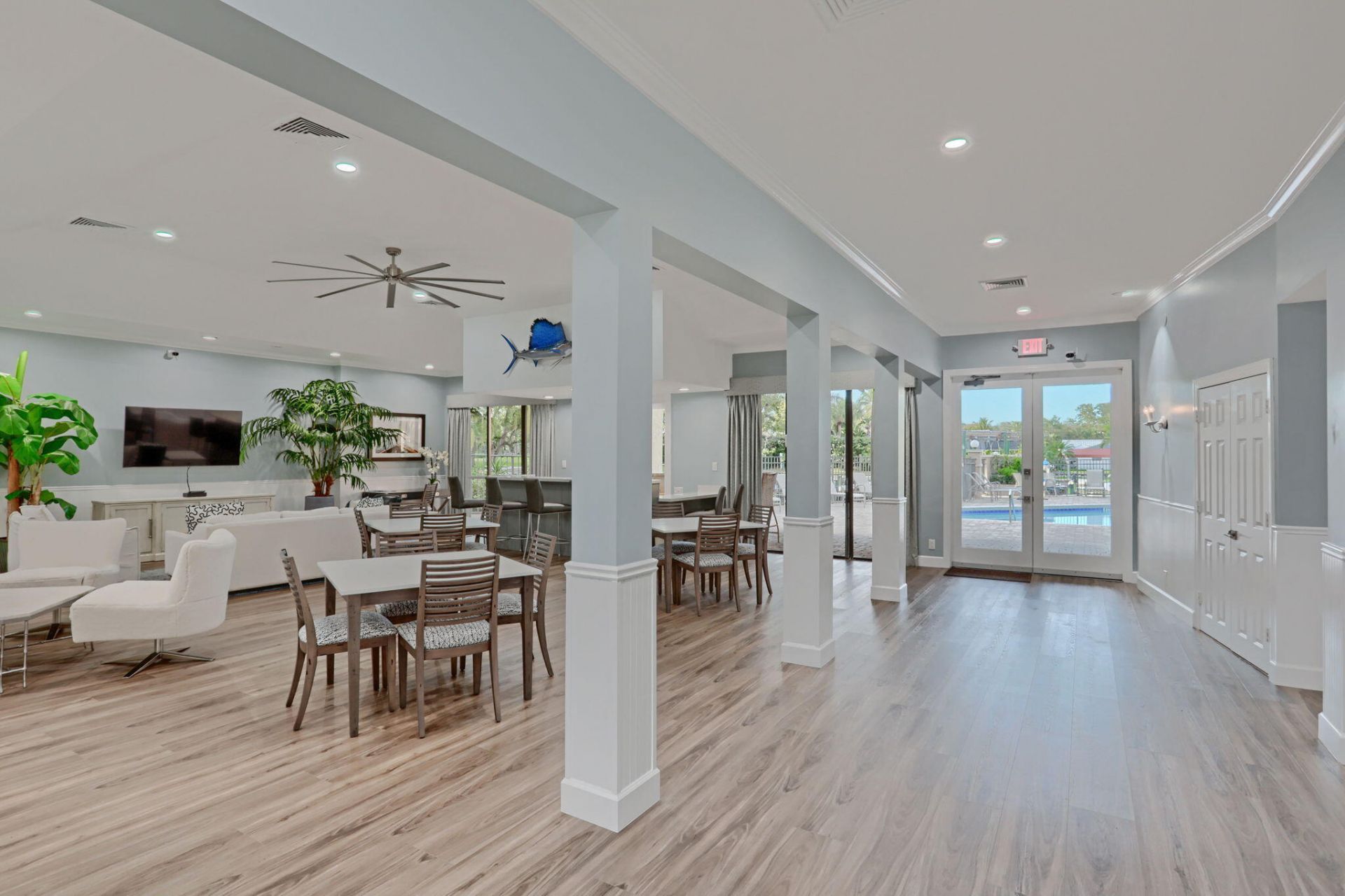 2439 Treasure Isle Drive, Unit 7, West Palm Beach, FL 33410 Photo