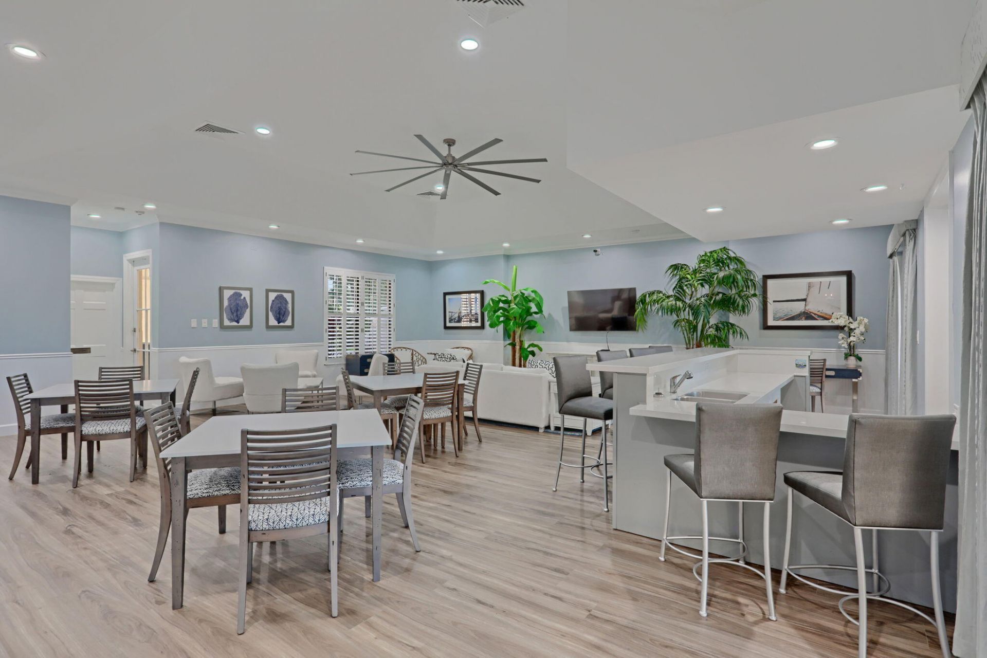 2439 Treasure Isle Drive, Unit 7, West Palm Beach, FL 33410 Photo