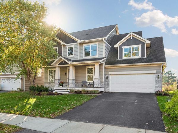 1083 Rosemary Circle, Chaska, MN 55318