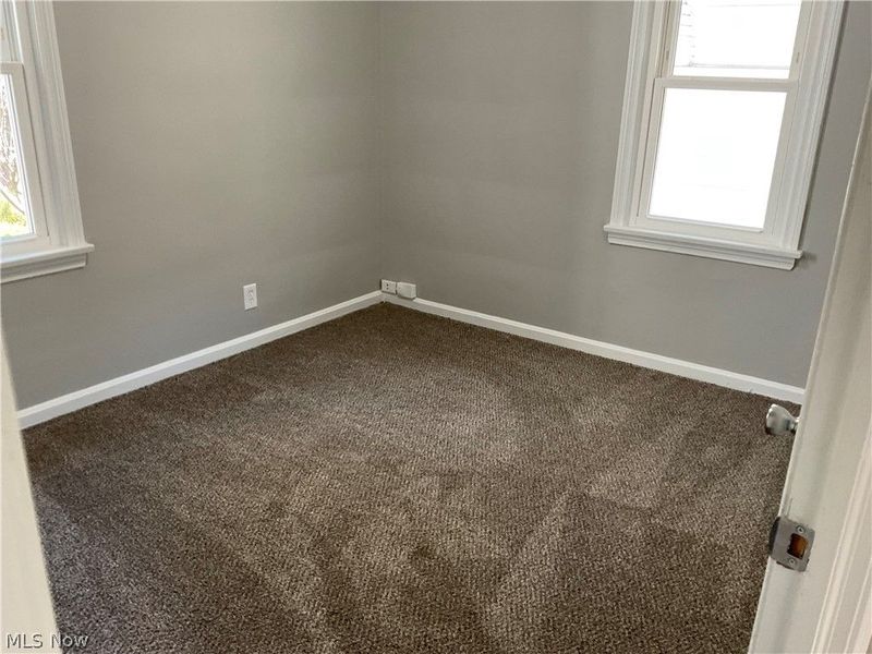 247 E 242nd Street, Euclid, OH 44123 Photo 11