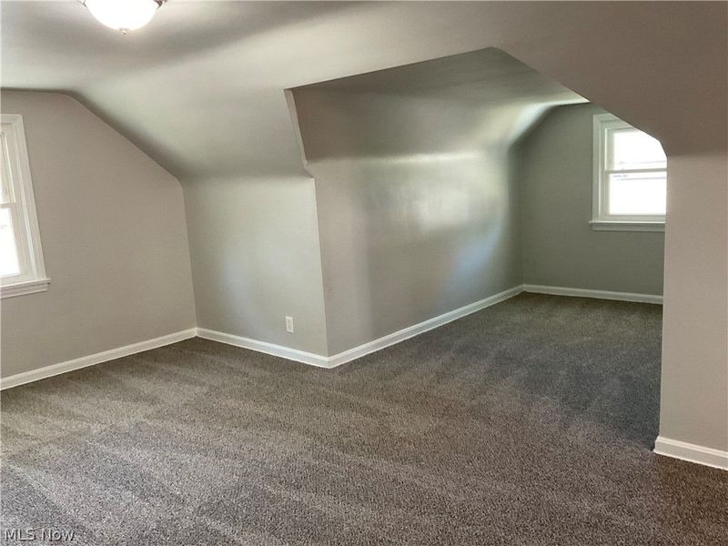 247 E 242nd Street, Euclid, OH 44123 Photo 16