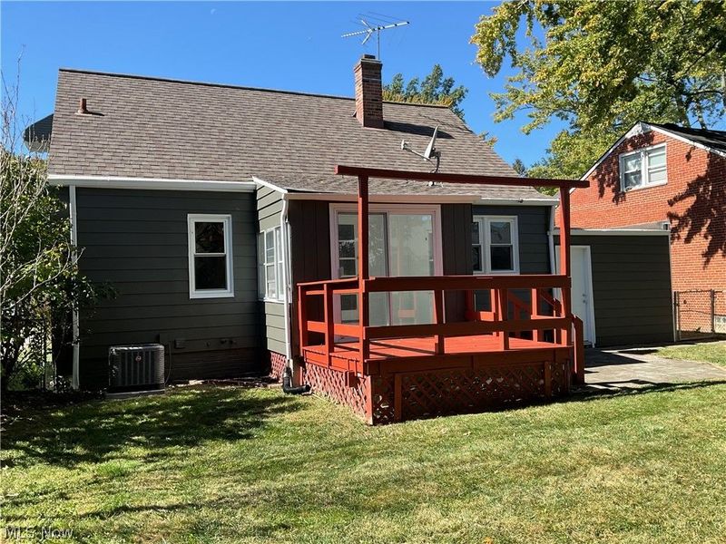 247 E 242nd Street, Euclid, OH 44123 Photo 27