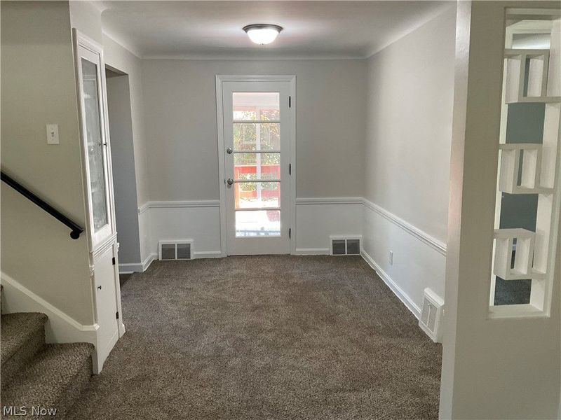 247 E 242nd Street, Euclid, OH 44123 Photo 9