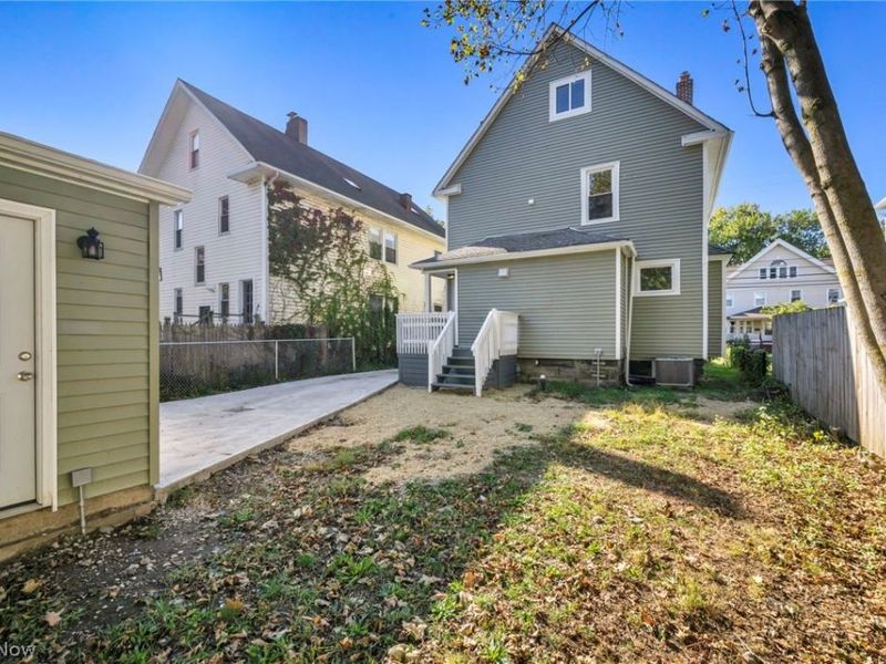 1351 Beach Avenue, Lakewood, OH 44107 Photo 48