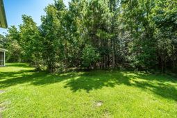 7813 Montview Road photo 4
