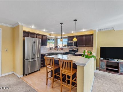320 E Gault Way, Sparks, NV 89431 Photo