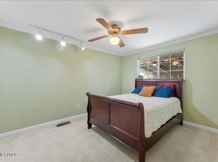 320 E Gault Way, Sparks, NV 89431 Photo