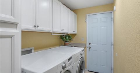 320 E Gault Way, Sparks, NV 89431 Photo
