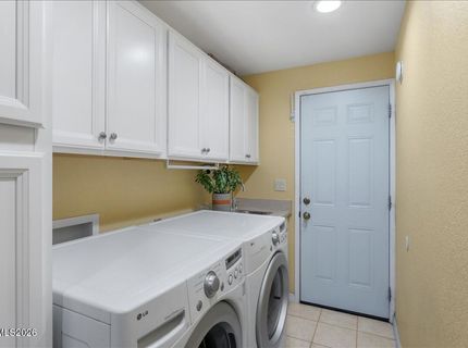 320 E Gault Way, Sparks, NV 89431 Photo