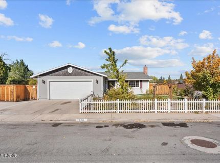 320 E Gault Way, Sparks, NV 89431 Photo