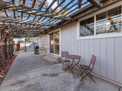 320 E Gault Way, Sparks, NV 89431 Photo
