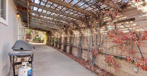 320 E Gault Way, Sparks, NV 89431 Photo