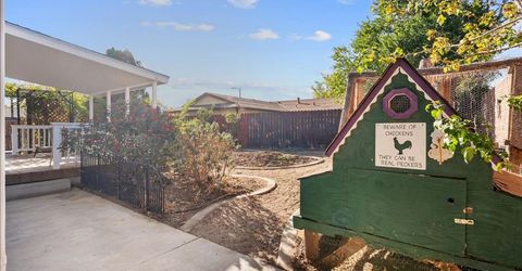 320 E Gault Way, Sparks, NV 89431 Photo