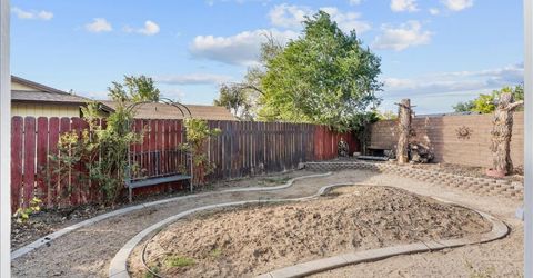 320 E Gault Way, Sparks, NV 89431 Photo