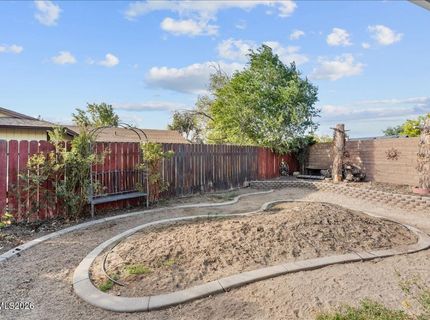 320 E Gault Way, Sparks, NV 89431 Photo