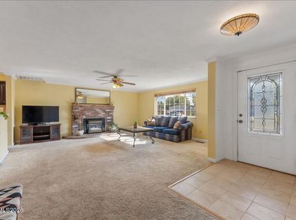 320 E Gault Way, Sparks, NV 89431 Photo